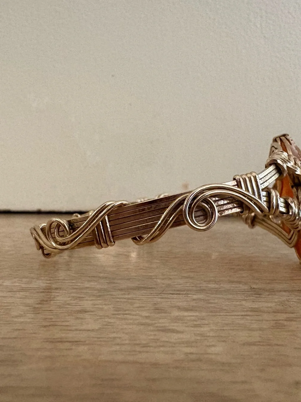 RETIRED Ronaldo Designer Jewelry Cameo Wire Wrapped Bracelet 7